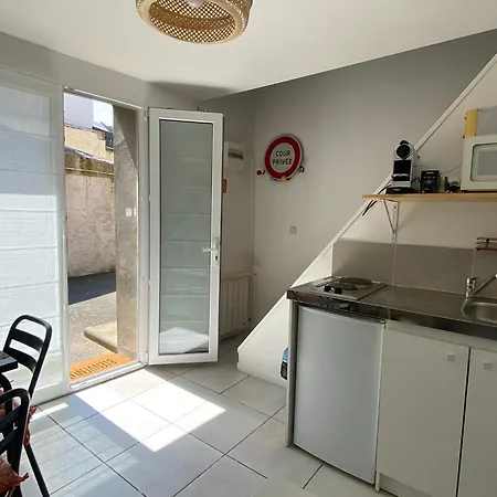 Apartment Le Saint Honore, Calme, Parking Et Wifi Amiens